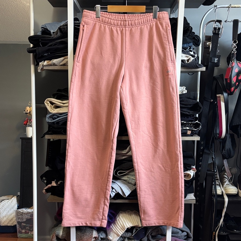 ALO Yoga Renowned Pink Wide Leg Heavyweight Sweatpants